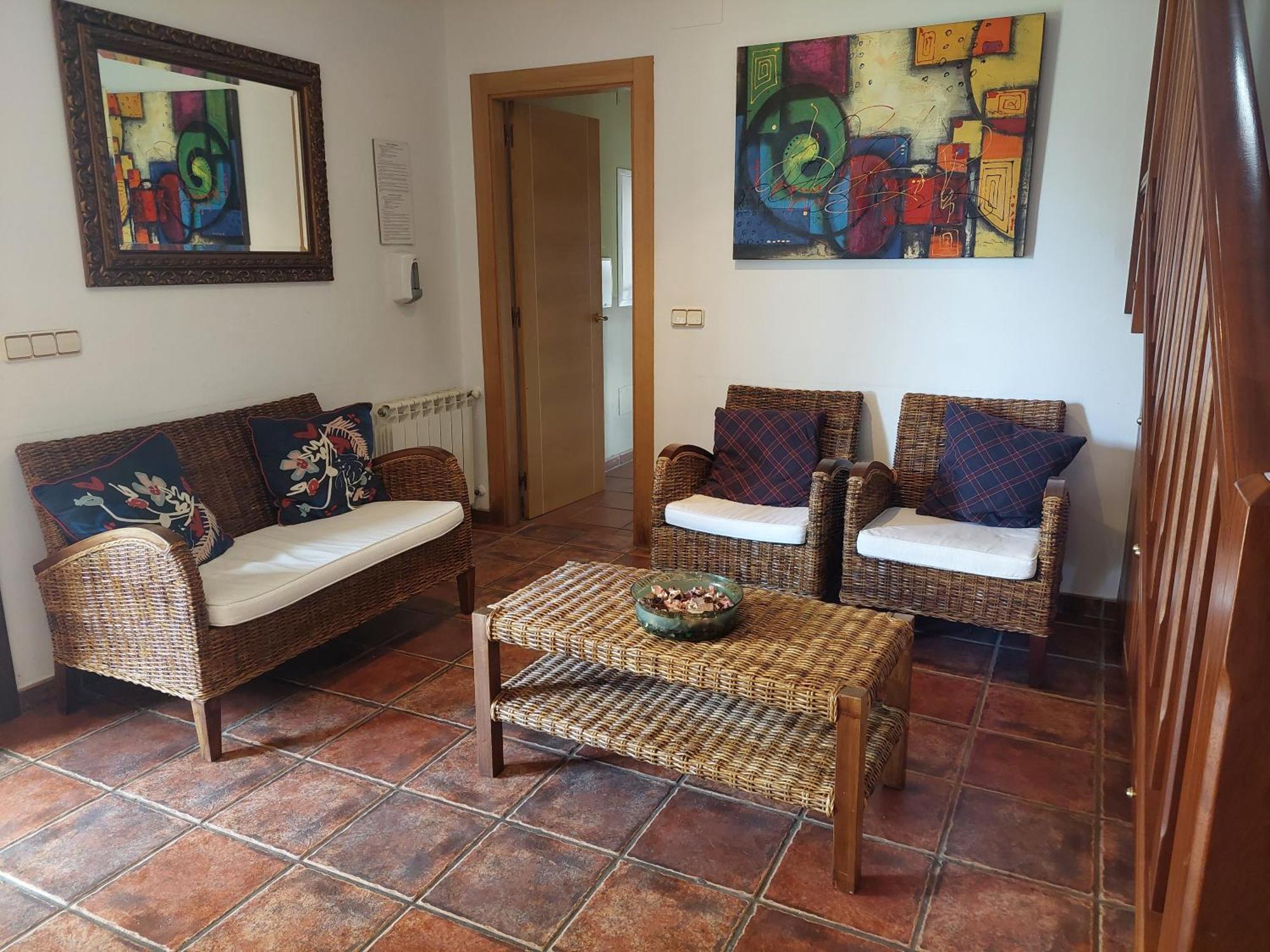 Villa Tiviti Oviedo Exterior photo